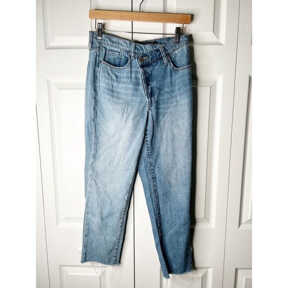 BlankNYC The Madison Crop Light Wash Blue Denim Button Fly Jeans Women's Size 27 - Picture 1 of 12